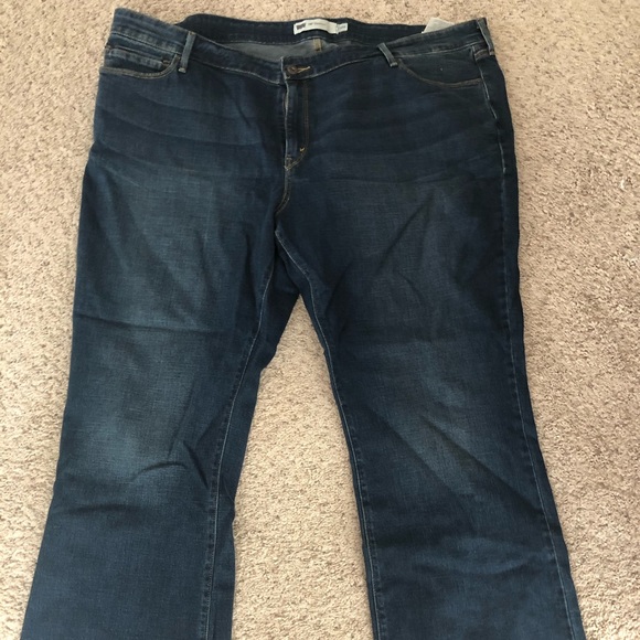 Levi 590 bootcut Jean - Picture 1 of 2